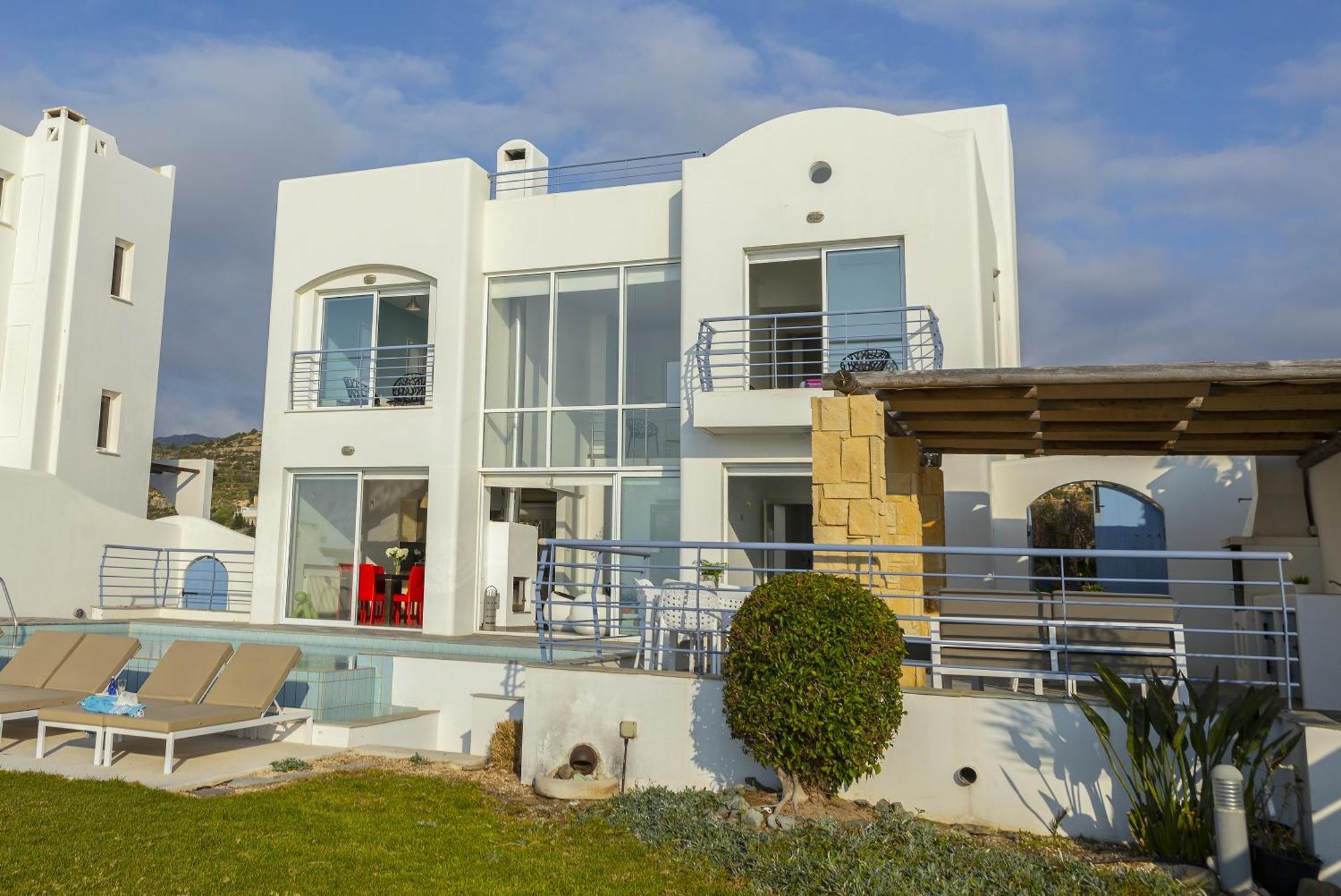 Blue Coral Beach Villas Three Exclusive Villas - Poseidon - Nautilus - Oceanos - And - Baby Coral Bungalow Coral Bay Exterior foto